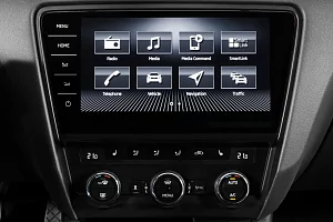 Фото Skoda Октавия Комби - интерьер и экстерьер