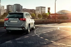 Фото Mitsubishi Аутлендер 7 мест - интерьер и экстерьер