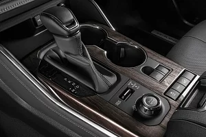 Фото Toyota Highlander - интерьер и экстерьер