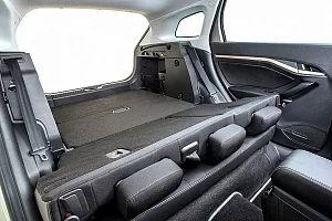 Фото Lada Vesta SW - интерьер и экстерьер