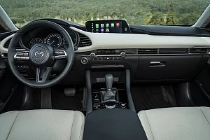 Фото Mazda 3 sedan - интерьер и экстерьер