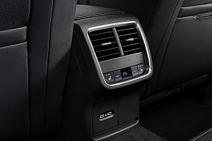 Фото Skoda Octavia new - интерьер и экстерьер