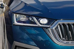 Фото Skoda Octavia new - интерьер и экстерьер