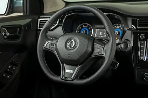 Фото Dongfeng 580 - интерьер и экстерьер