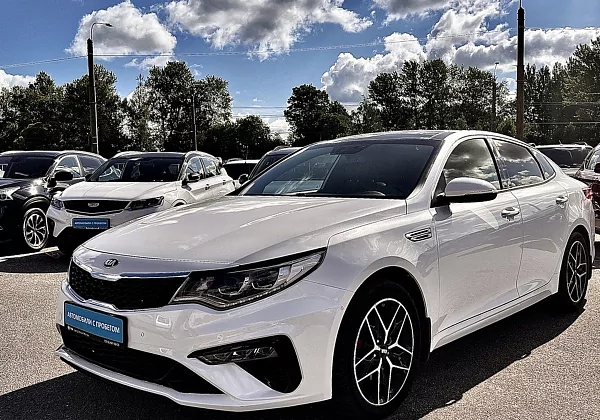 купить подержанный Optima 2019 года