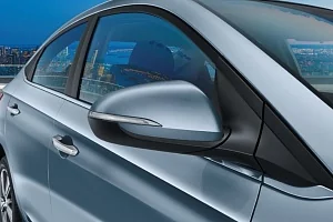 Фото Hyundai Solaris - интерьер и экстерьер
