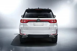 Фото Changan CS 95-2023 - интерьер и экстерьер
