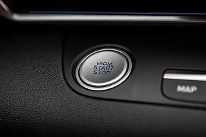 Фото Hyundai Elantra - интерьер и экстерьер