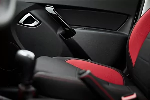Фото Lada Гранта Спорт Лифтбэк - интерьер и экстерьер