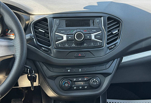 купить Лада Vesta 2018, автосалон автоцентр