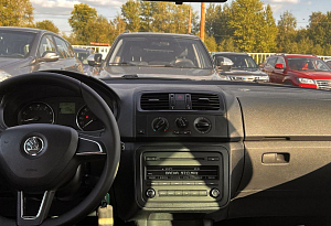 купить Шкода Fabia 2014, автосалон автоцентр