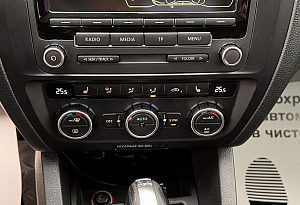 купить Фольксваген Jetta 2013, автосалон автоцентр