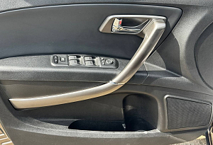 купить ФАВ Besturn X80 2019, автосалон автоцентр