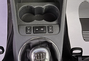 купить Шкода Fabia 2014, автосалон автоцентр