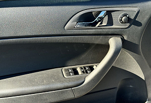 купить Шкода Yeti 2015, автосалон автоцентр