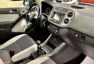 купить Фольксваген Tiguan 2011, автосалон автоцентр