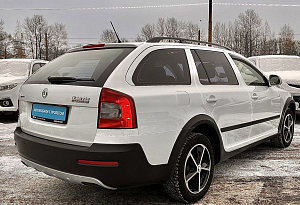 купить Шкода Octavia 2010, автосалон автоцентр