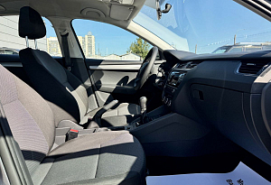 купить Шкода Octavia 2014, автосалон автоцентр