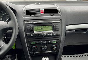 купить Шкода Octavia 2008, автосалон автоцентр