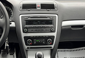 купить Шкода Octavia 2010, автосалон автоцентр