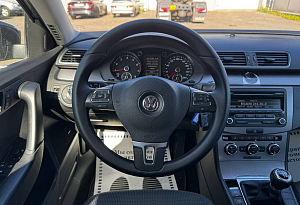купить Фольксваген Passat 2011, автосалон автоцентр