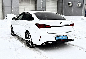 купить Чанган Eado Plus 2023, автосалон автоцентр
