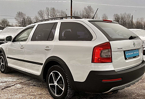купить Шкода Octavia 2010, автосалон автоцентр