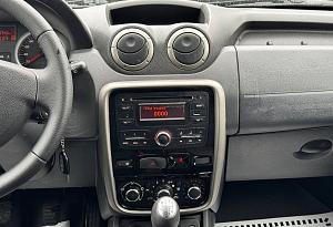 купить Рено Duster 2014, автосалон автоцентр