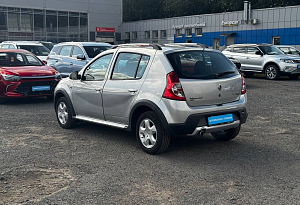купить Рено Sandero 2014, автосалон автоцентр