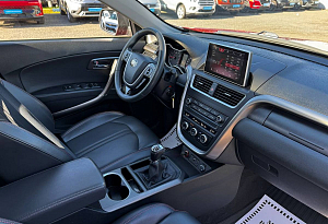 купить ФАВ Besturn X80 2019, автосалон автоцентр