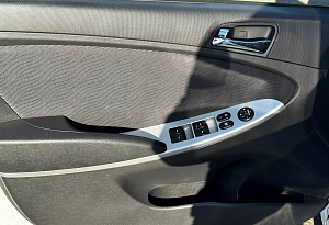купить Хендай Solaris 2013, автосалон автоцентр