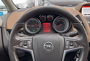 купить Опель Zafira 2014, автосалон автоцентр