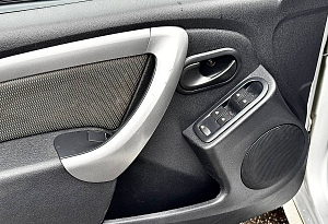 купить Рено Duster 2013, автосалон автоцентр