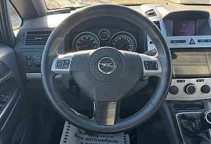 купить Опель Zafira 2014, автосалон автоцентр
