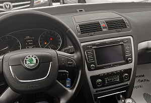 купить Шкода Octavia 2010, автосалон автоцентр