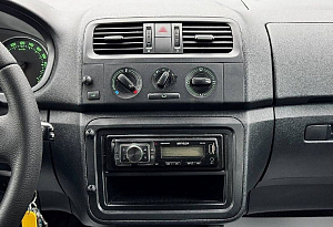 купить Шкода Fabia 2011, автосалон автоцентр