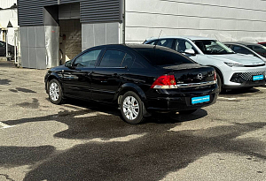 купить Опель Astra 2011, автосалон автоцентр