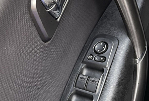 купить ФАВ Besturn X80 2017, автосалон автоцентр