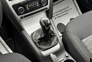 купить Шкода Octavia 2010, автосалон автоцентр