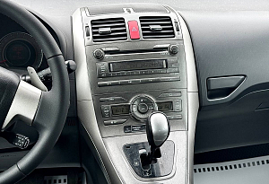 купить Тойота Auris 2008, автосалон автоцентр