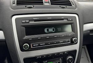 купить Шкода Octavia 2010, автосалон автоцентр