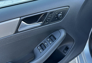 купить Фольксваген Jetta 2016, автосалон автоцентр