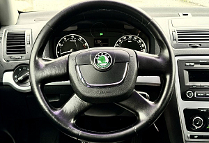 купить Шкода Octavia 2011, автосалон автоцентр